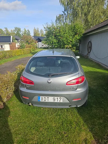 Alfa Romeo 147 2006 photo 4