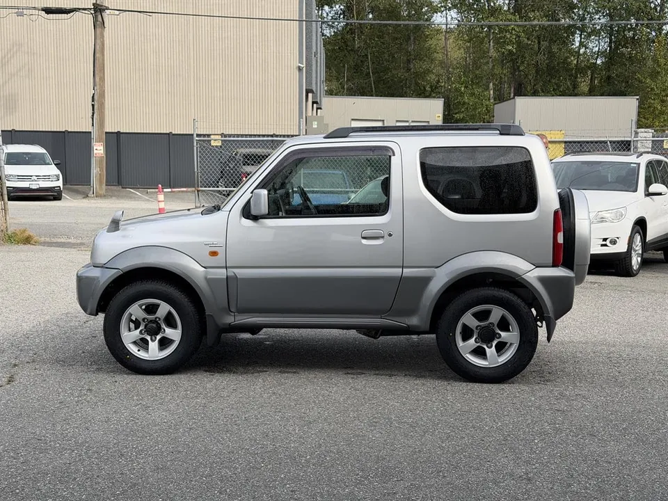 Suzuki Jimny 2006 photo 4