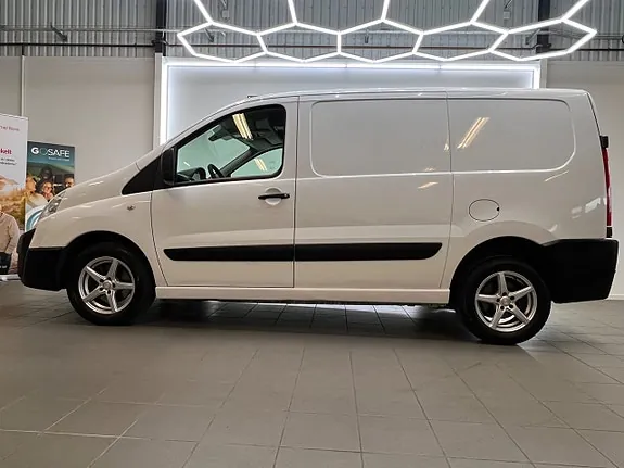 Citroen Jumpy 2015 photo 2