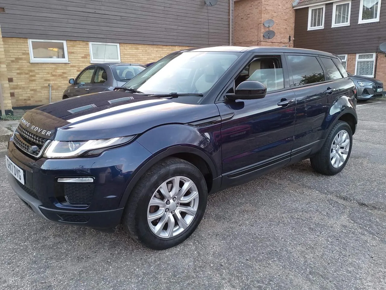 Land Rover Range Rover Evoque 2017 photo 3
