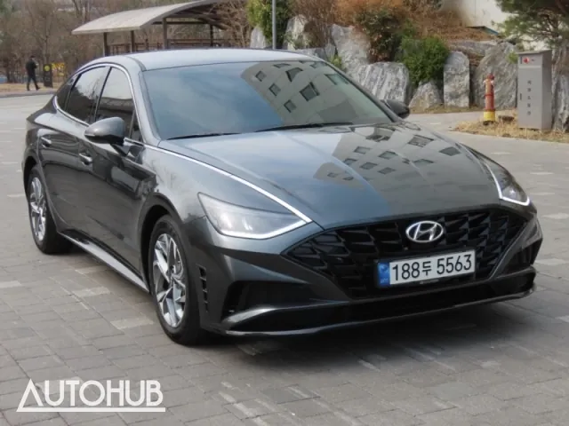 Hyundai Sonata 2022 photo 2