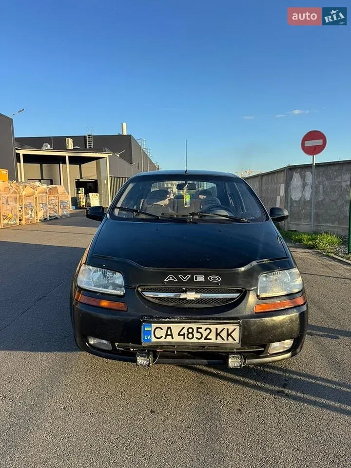 Chevrolet Aveo 2005 photo 2