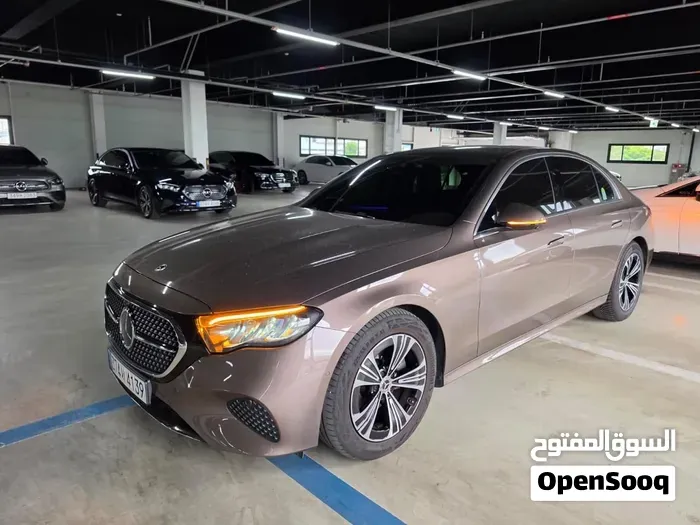 Mercedes-Benz E-Class 2025 photo 3