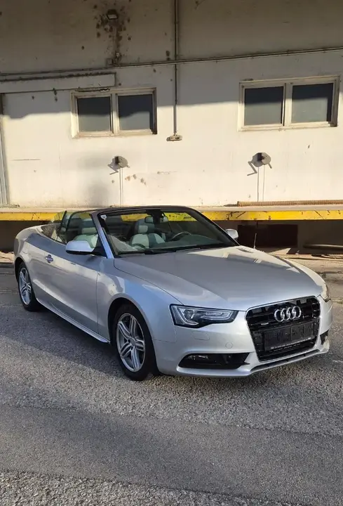Audi A5 2012 photo 3