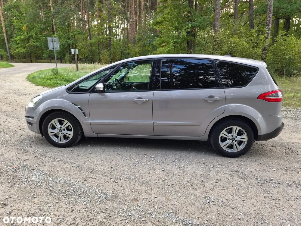 Ford S-Max 2011 photo 5