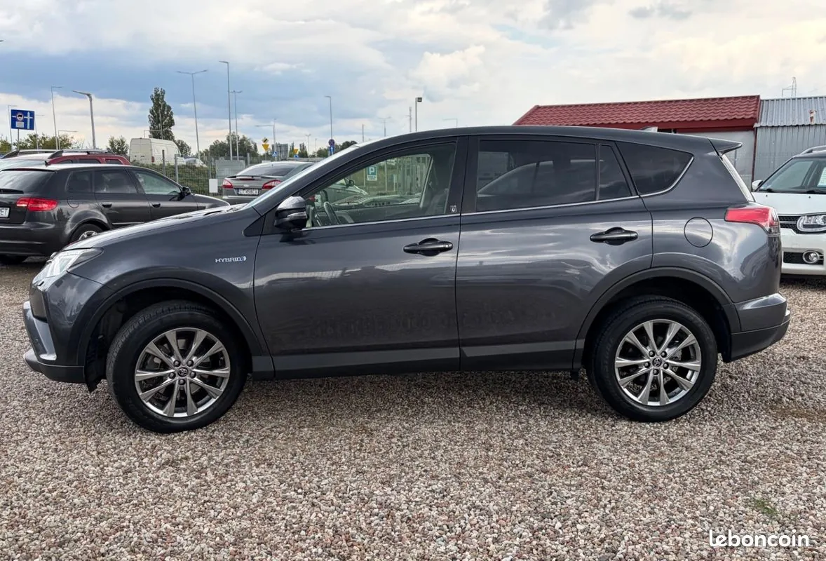 Toyota Rav4 2018 photo 5