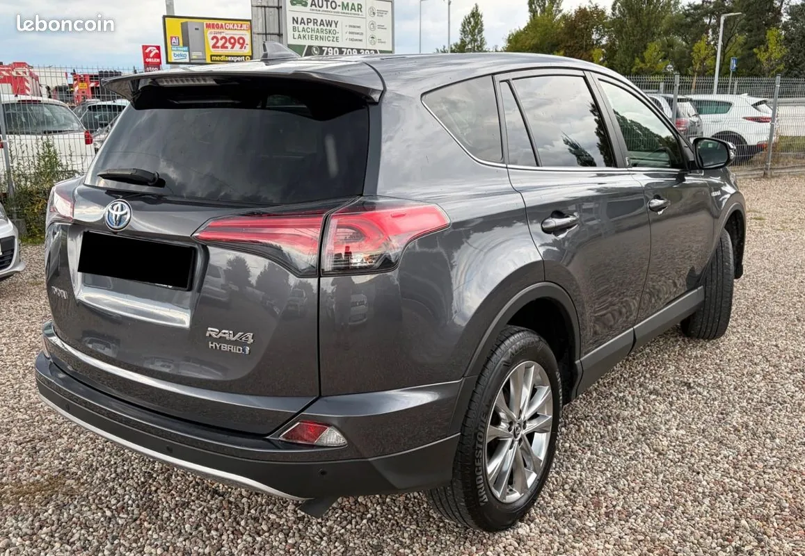 Toyota Rav4 2018 photo 2