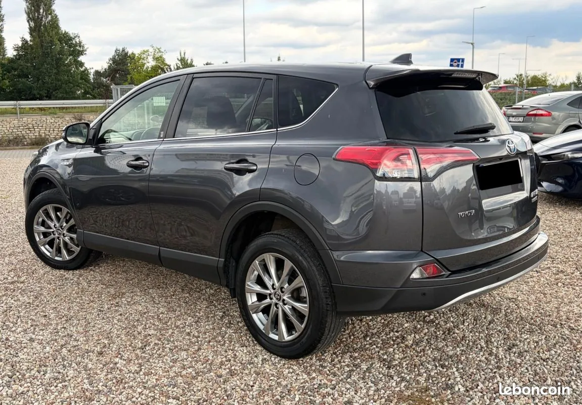 Toyota Rav4 2018 photo 4