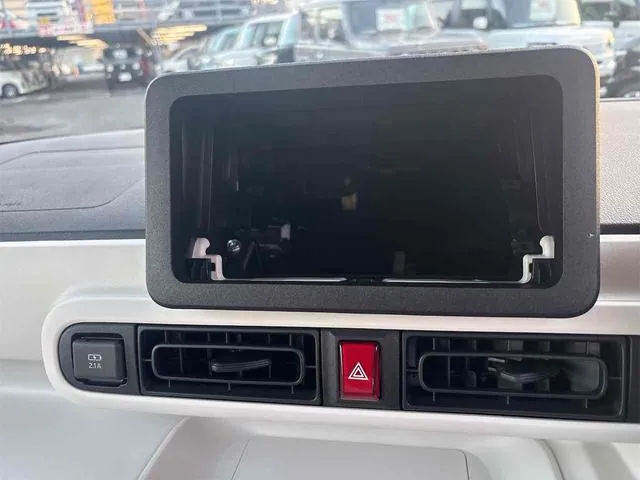 Daihatsu Move Canbus 2026 photo 4