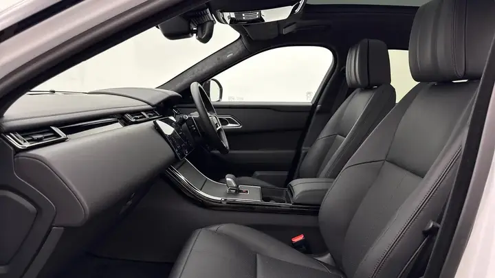 Land Rover Range Rover Velar 2026 photo 3