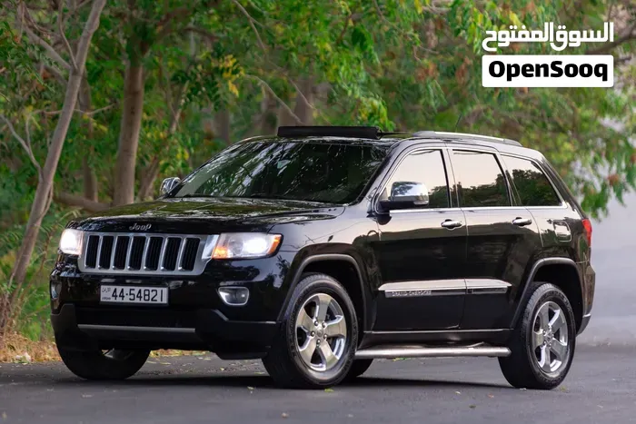 Jeep Grand Cherokee 2011 photo 2