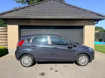 Ford Fiesta 2013 photo 3