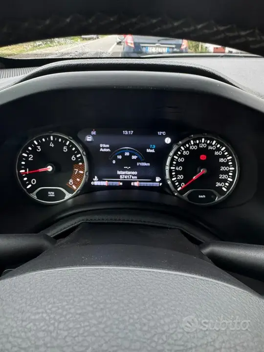 Jeep Renegade 2023 photo 4