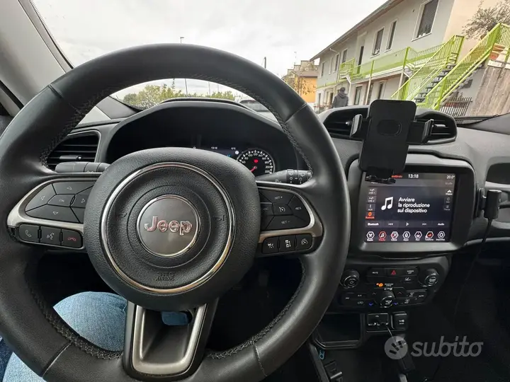 Jeep Renegade 2023 photo 5