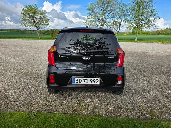 Kia Picanto 2016 photo 4