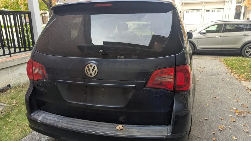 Volkswagen Routan 2009 photo 4