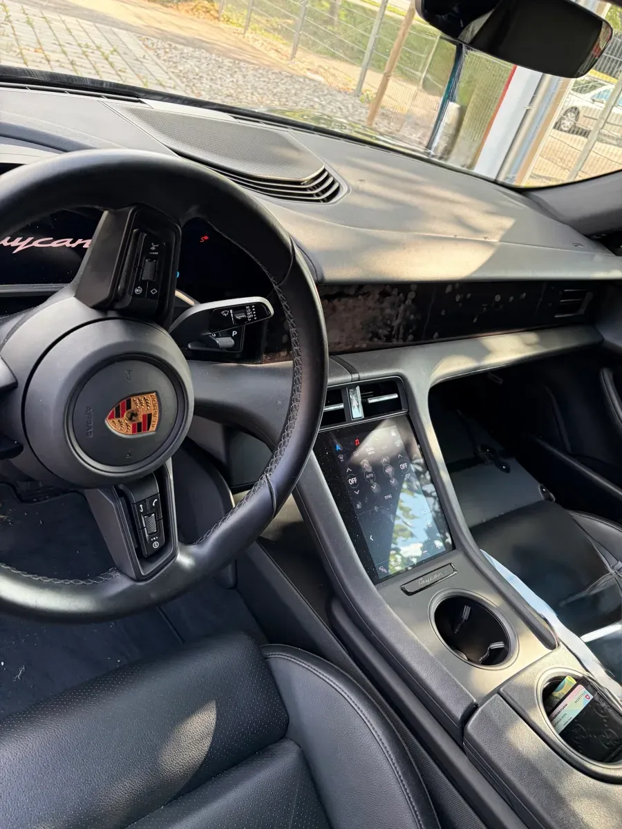 Porsche Taycan 2020 photo 3
