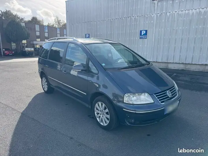 Volkswagen Sharan 2005 photo 2