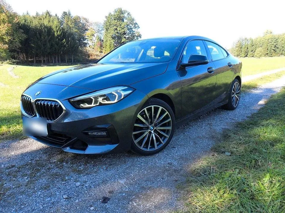 BMW 218I