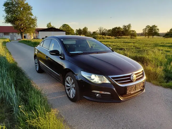Volkswagen Passat Cc 2010 photo 2