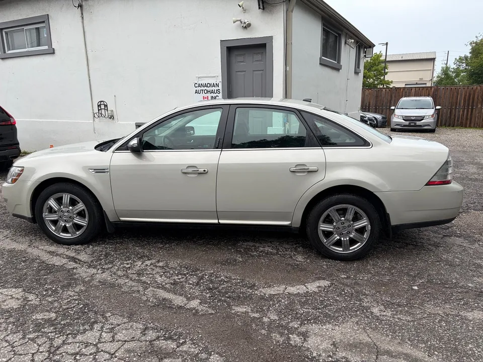 Ford Taurus 2008 photo 3