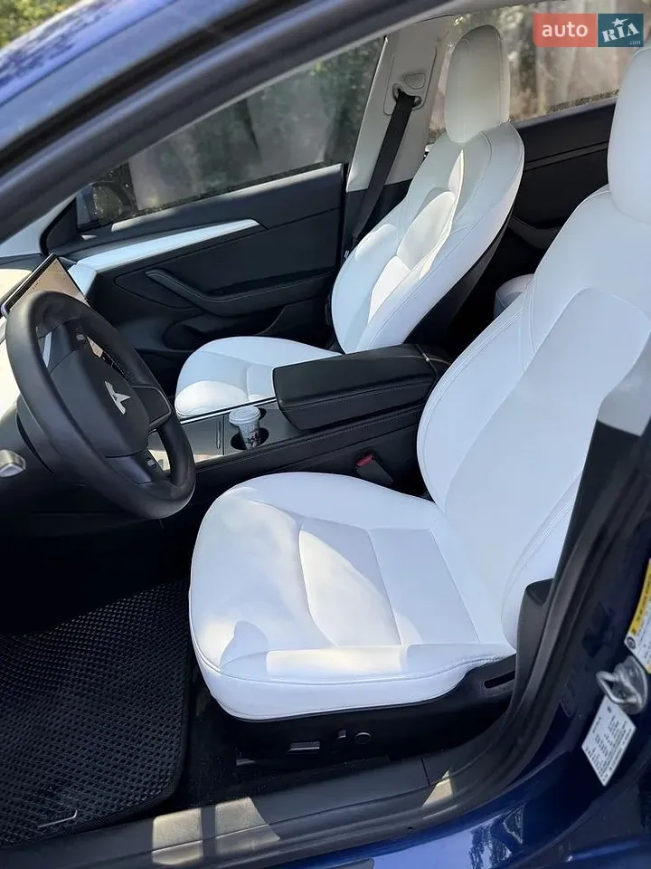 Tesla Model 3 2022 photo 5