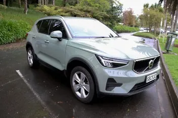 Volvo Xc40 2022 photo 2