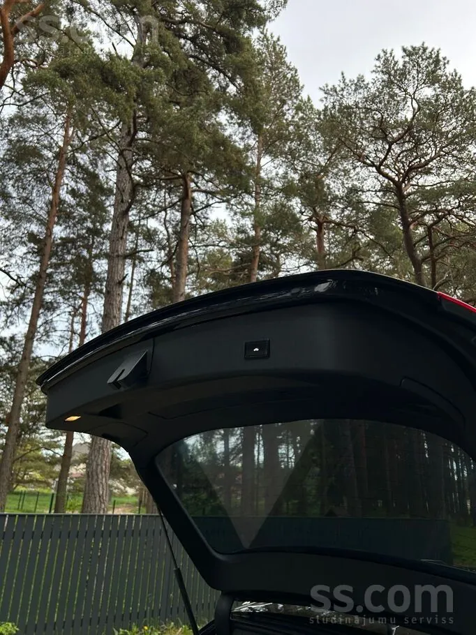 Audi A4 2012 photo 4