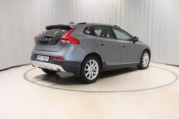 Volvo V40 Cross Country 2017 photo 4