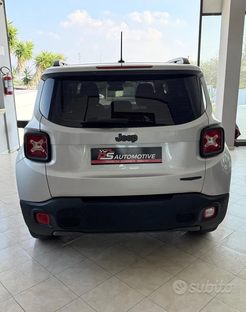 Jeep Renegade 2016 photo 4