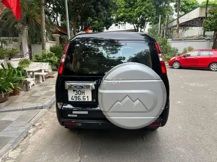 Ford Everest 2011 photo 4