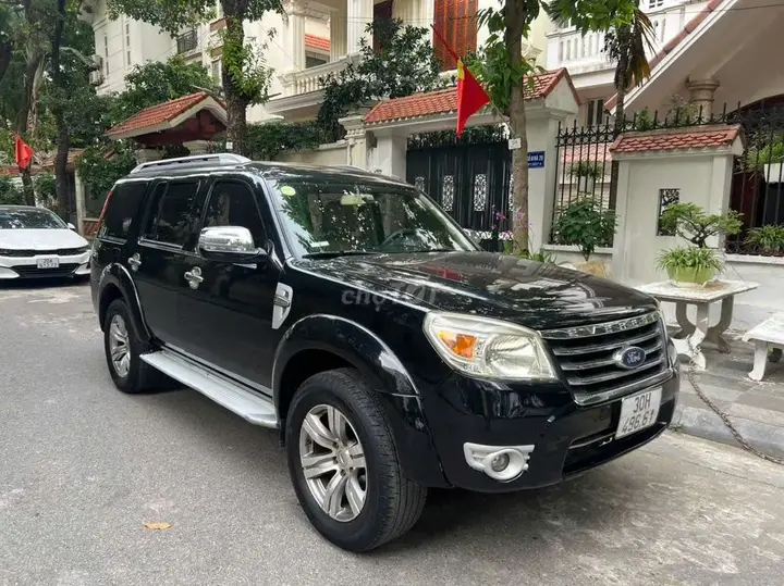 Ford Everest 2011 photo 2