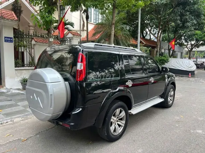 Ford Everest 2011 photo 5