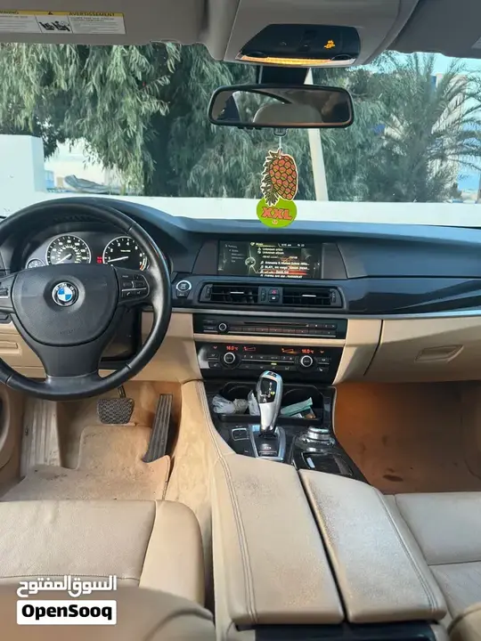 BMW 5 Series 2013 photo 2