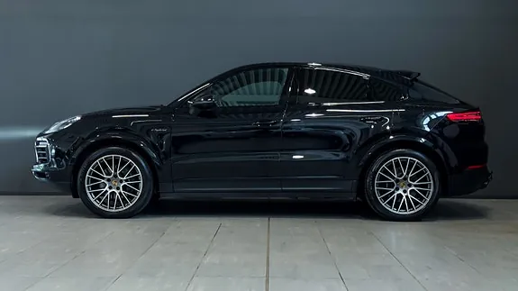 Porsche Cayenne 2022 photo 2