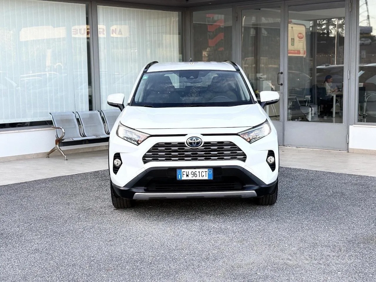 Toyota Rav4 2019 photo 2