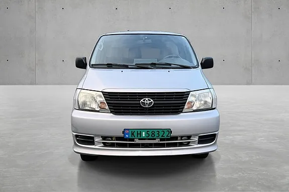 Toyota Hiace 2008 photo 2