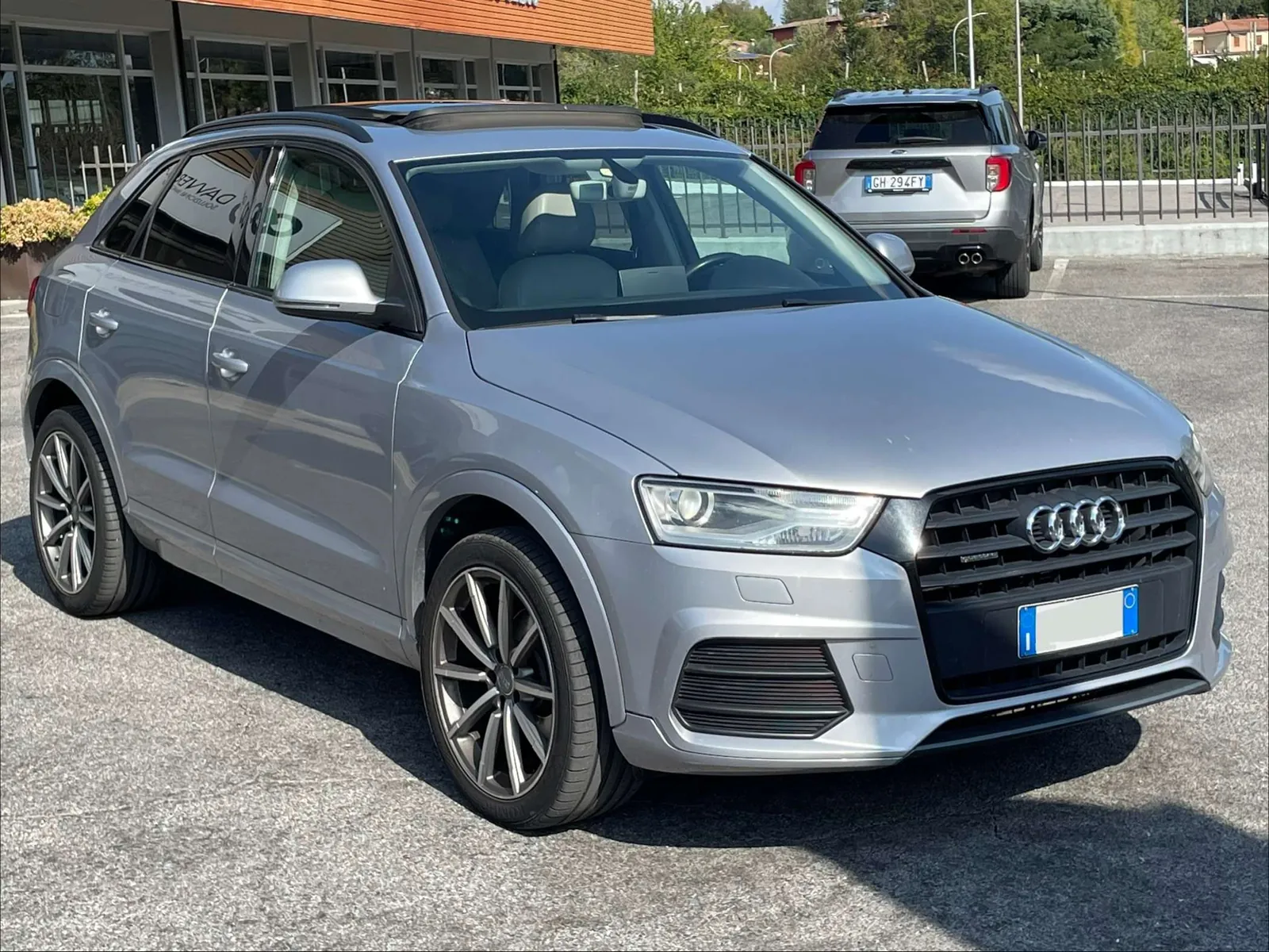 Audi Q3 2016 photo 4