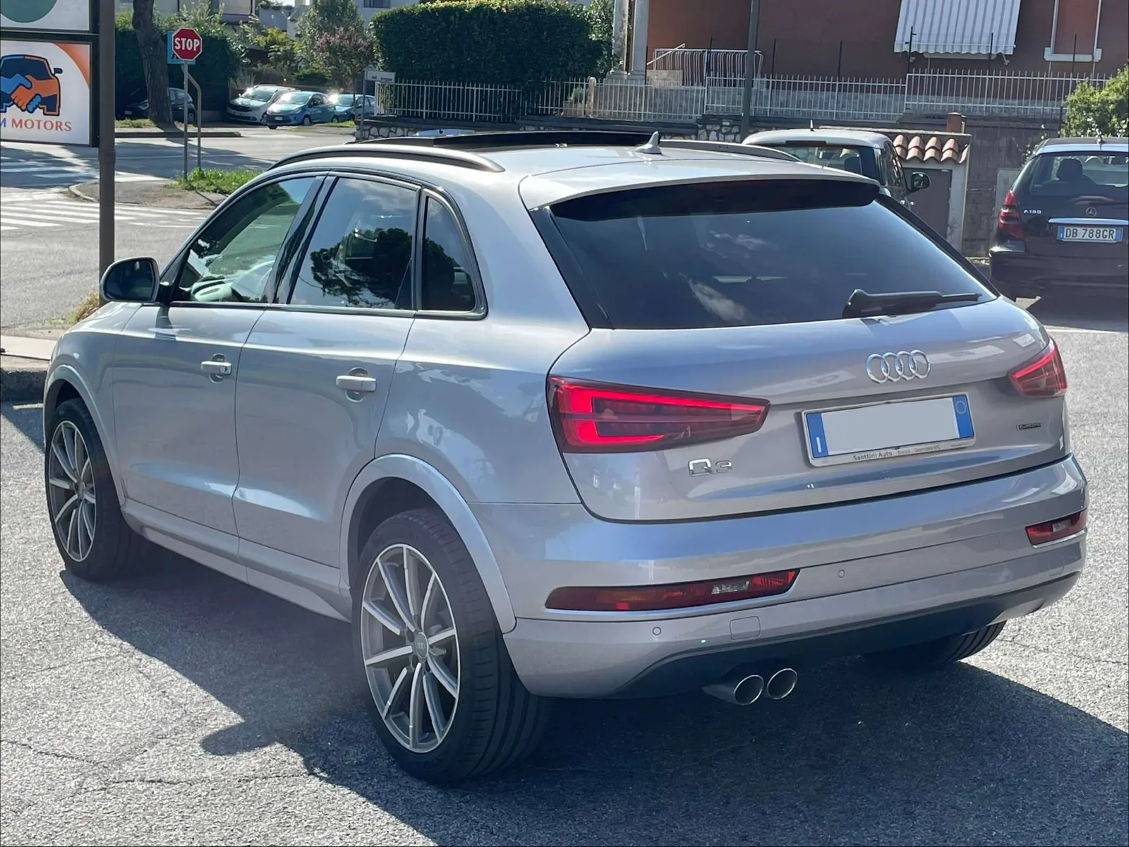 Audi Q3 2016 photo 2