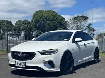 Holden Commodore 2018 photo 2
