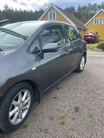 Toyota Auris 2007 photo 3