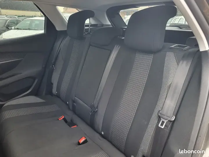 Peugeot 3008 2017 photo 5