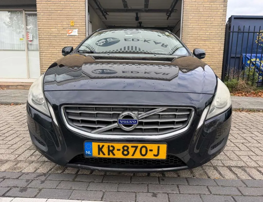 Volvo V60 2013 photo 4