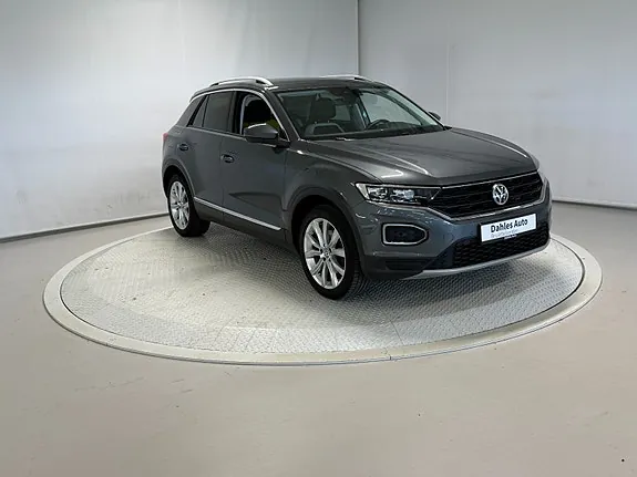 Volkswagen T-Roc 2020 photo 2