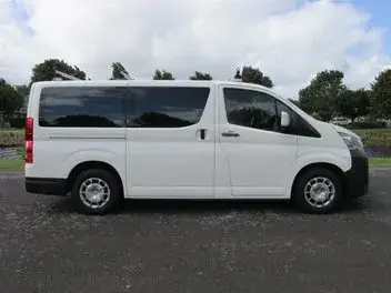 Toyota Hiace 2021 photo 5