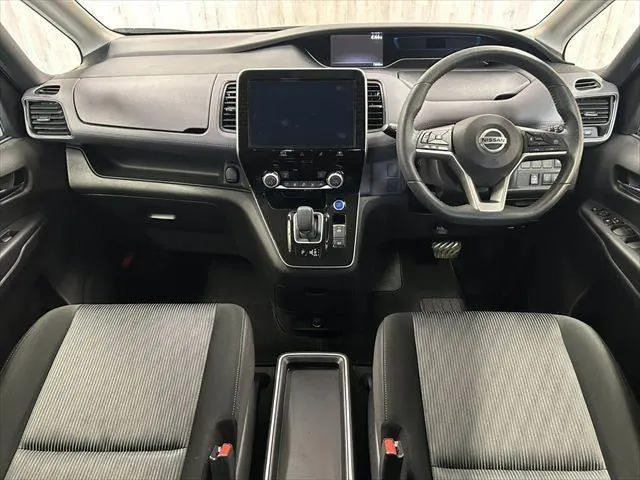 Nissan Serenade 2021 photo 3