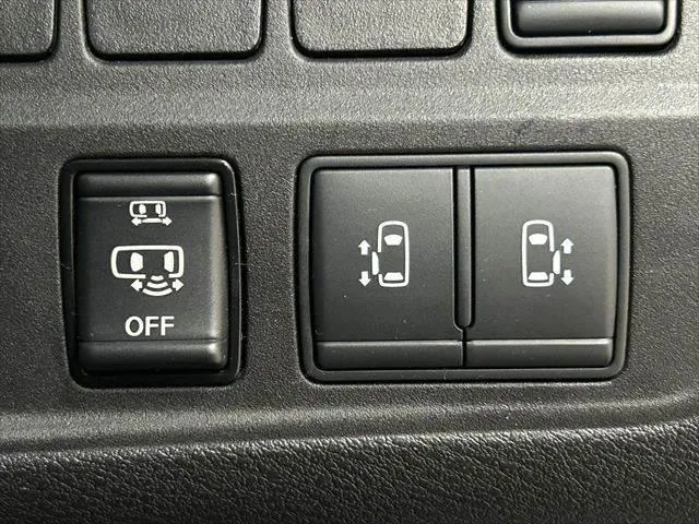 Nissan Serenade 2021 photo 5