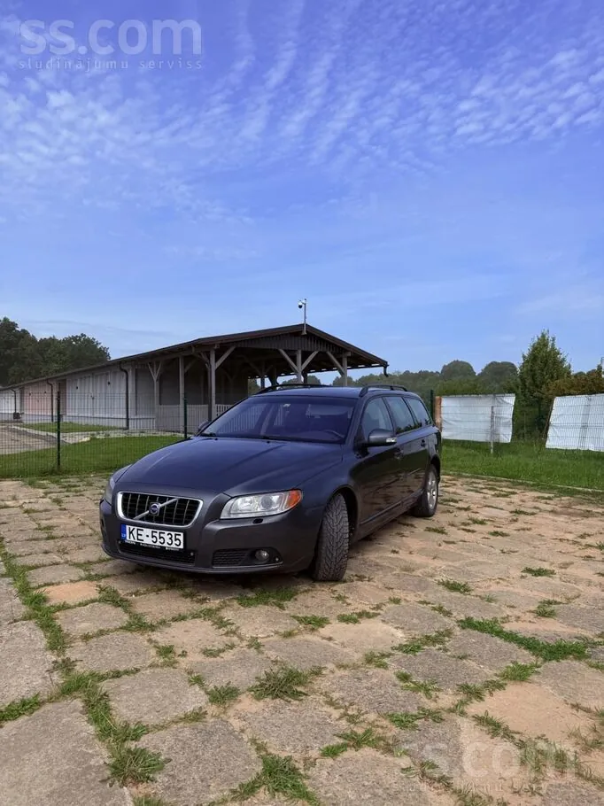 Volvo V70 2008 photo 3