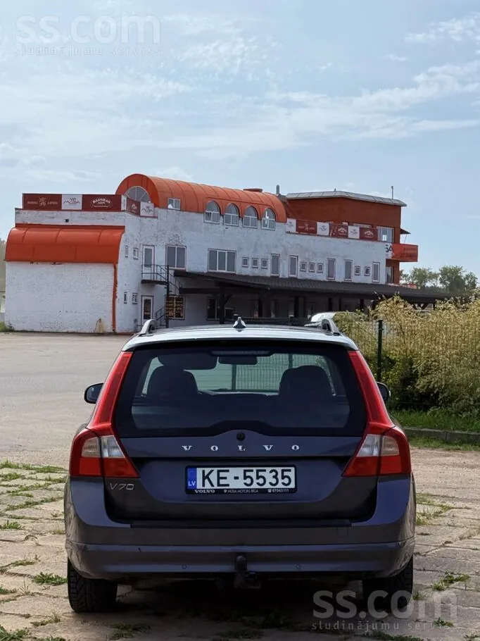 Volvo V70 2008 photo 4