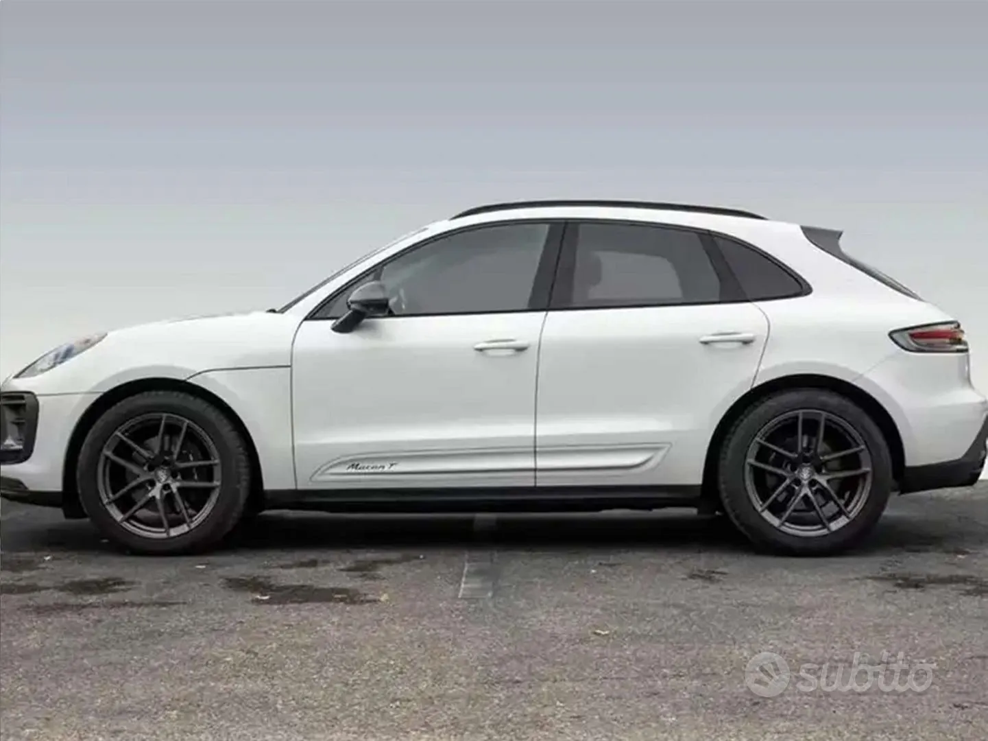 Porsche Macan 2024 photo 2